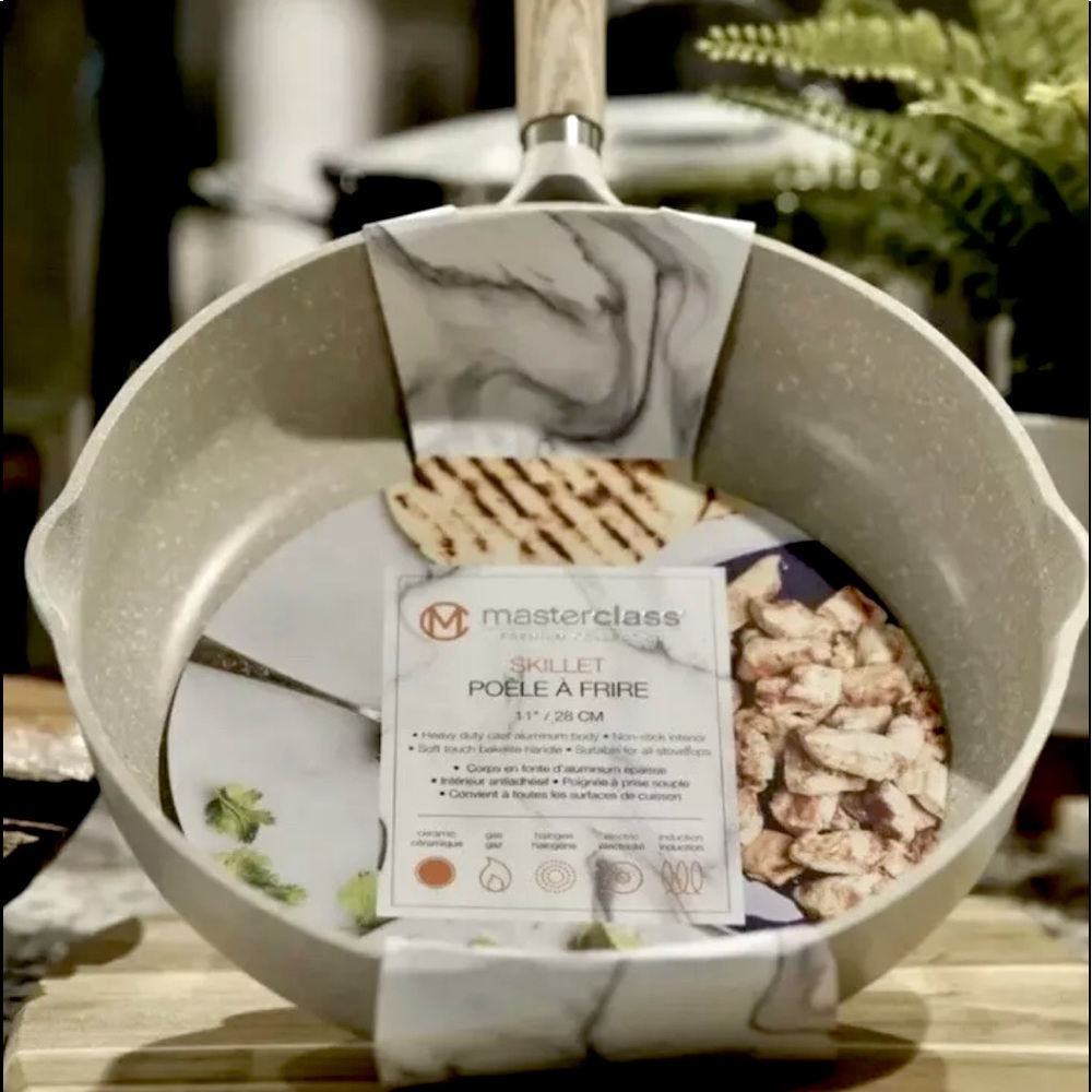 Masterclass Premium Cookware Skillet Frying Pan Beige BRAND NEW